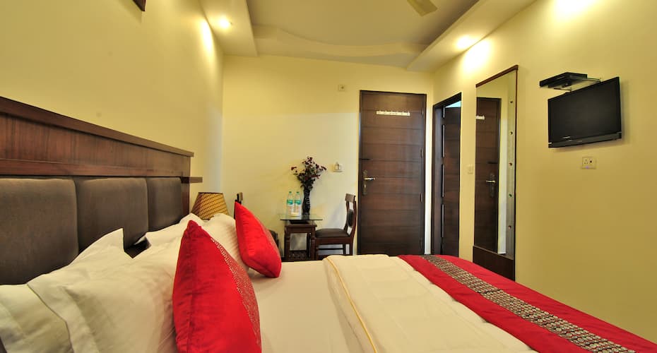 TG Rooms Paharganj 6, New Delhi 5
